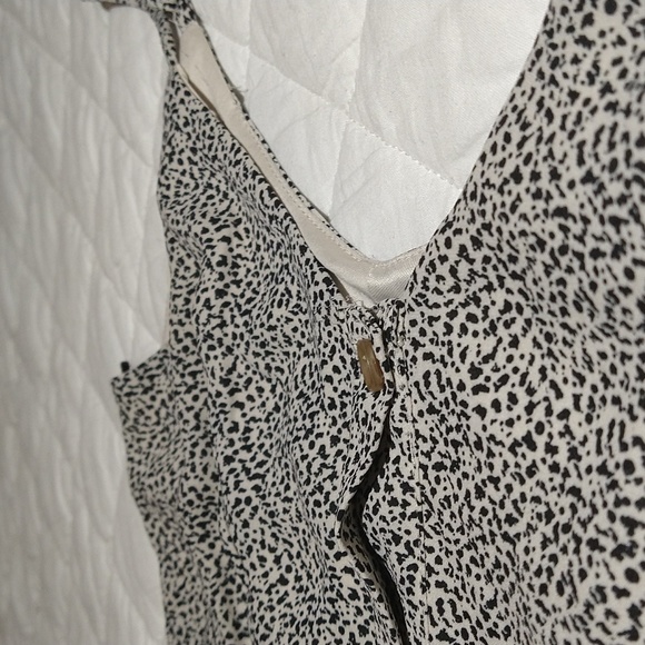 Sienna Sky midi dress - Picture 8 of 13